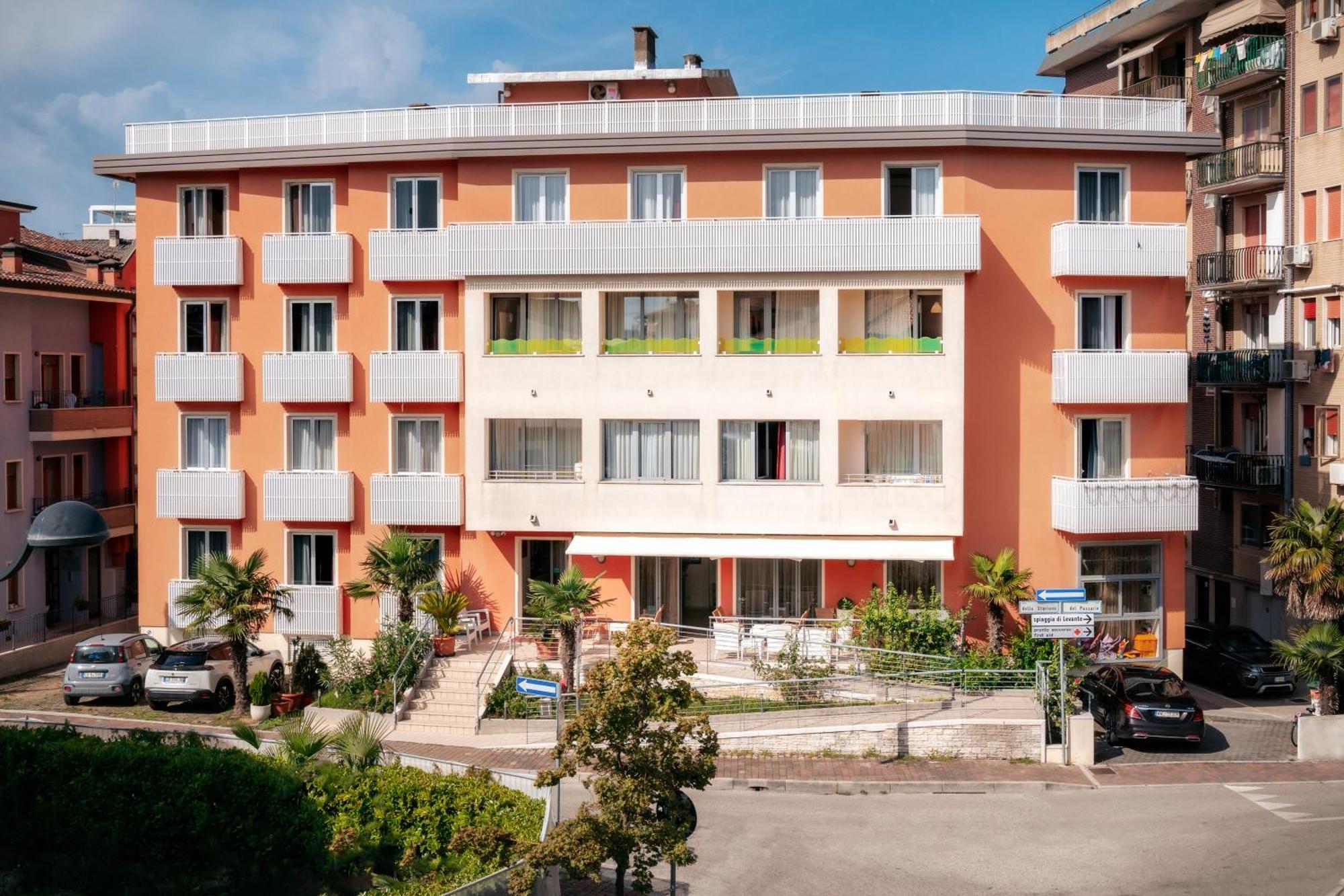 Hotel Palladio Caorle Kültér fotó